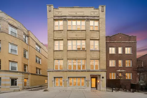 3024 W Palmer Blvd #1S, Chicago, IL 60647