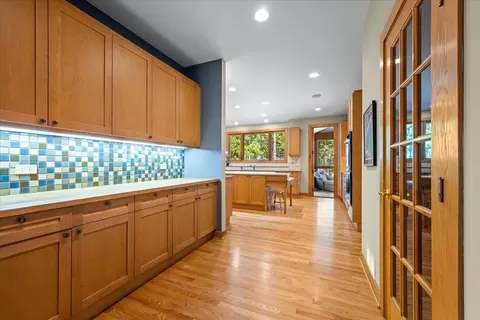 3 Hickory Ln, Northbrook, IL 60062 photo 16