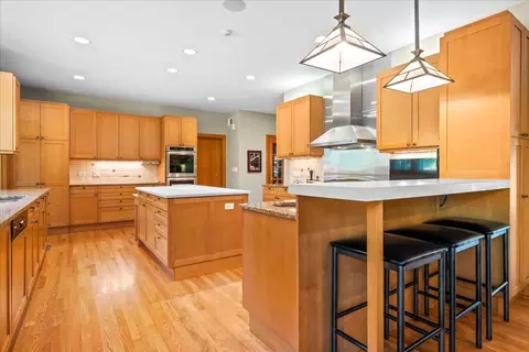 3 Hickory Ln, Northbrook, IL 60062 photo 11