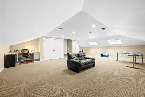 3 Hickory Ln, Northbrook, IL 60062 photo 32