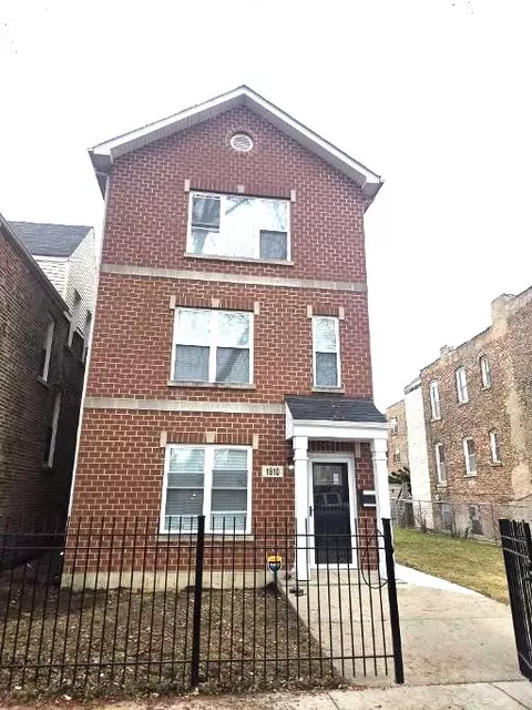 1810 S Hamlin Ave, Chicago, IL 60623