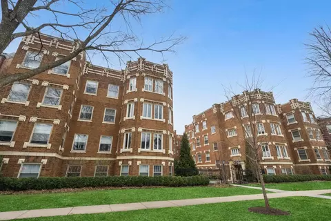 548 Michigan Ave #2, Evanston, IL 60202