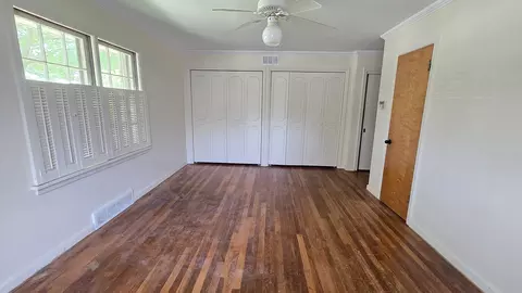 Bedroom - 4 Lilac Ln, Centralia, IL 62801 photo 5 of 7