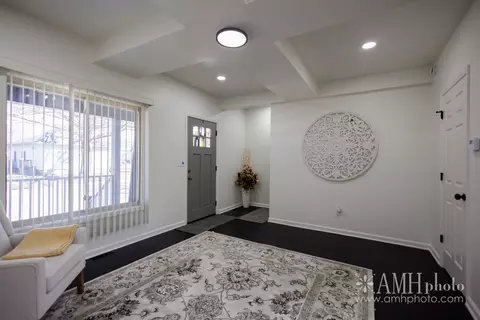 Entry Way - 1436 Eagle St, Kankakee, IL 60901 photo 2 of 3