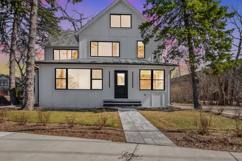 217 W Main St, Lake Zurich, IL 60047