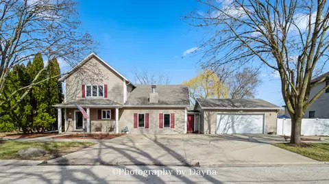 331 E Water St, Kankakee, IL 60901