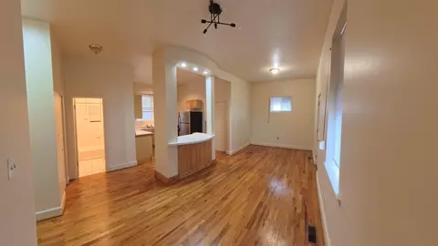 63 E 56th St, Chicago, IL 60637 photo 23