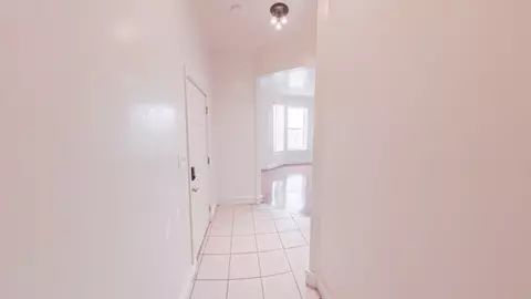 63 E 56th St, Chicago, IL 60637 photo 8
