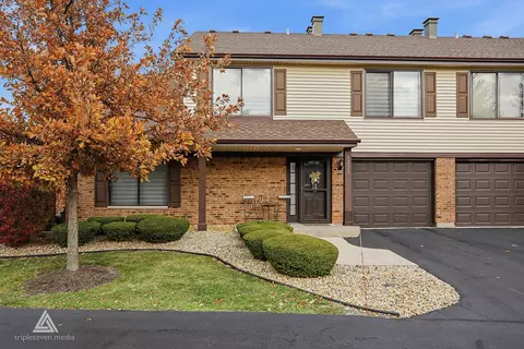 9232 Auburn Ct, Orland Park, IL 60462