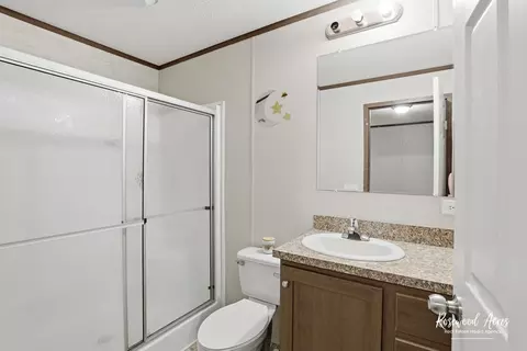 105 Lantern Dr, Gardner, IL 60424 photo 9