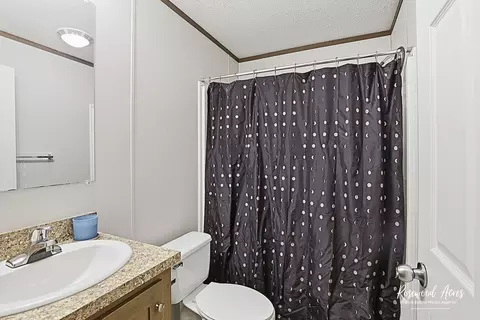 105 Lantern Dr, Gardner, IL 60424 photo 11