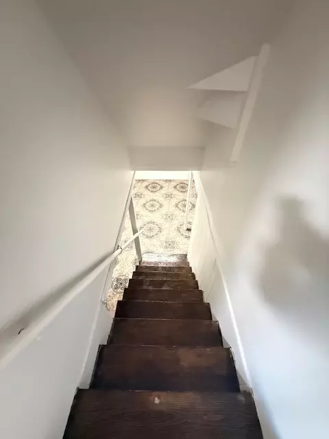 Entry Way - 2080 Sutherland Pl, Hoffman Estates, IL 60169 photo 1 of 1