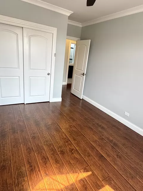 Bedroom - 1009 Arbor Ct, Mount Prospect, IL 60056 photo 6 of 6