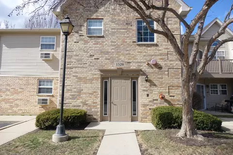 1520 W Sand Bar Ct #1C, Round Lake Beach, IL 60073
