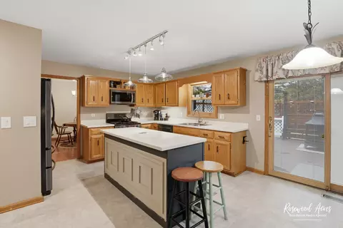 Kitchen - 13802 S Quail Run Dr, Plainfield, IL 60544 photo 1 of 2