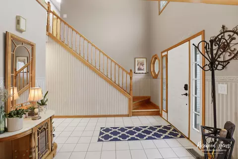 Entry Way - 13802 S Quail Run Dr, Plainfield, IL 60544 photo 1 of 2