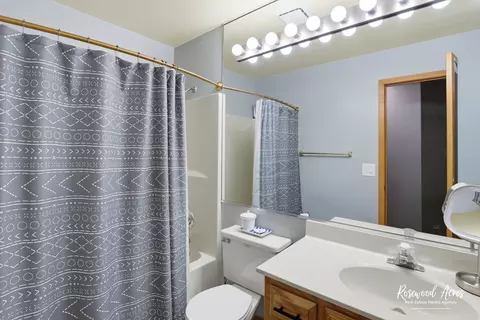 Bath - 13802 S Quail Run Dr, Plainfield, IL 60544 photo 3 of 3