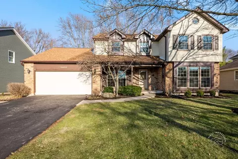 2408 Barkdoll Rd, Naperville, IL 60565