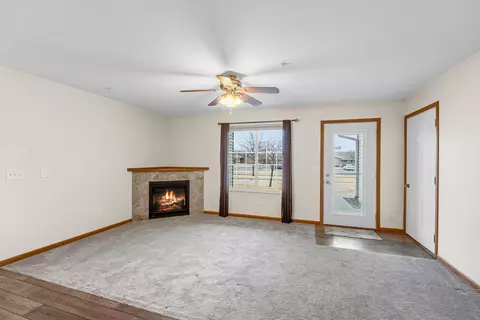 Living - 300 E Franklin St #101, Eldridge, IA 52748 photo 1 of 4