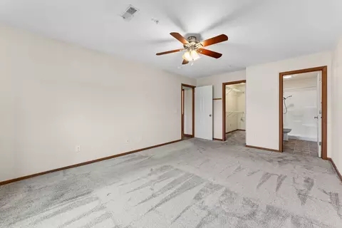 Bedroom - 300 E Franklin St #101, Eldridge, IA 52748 photo 3 of 5