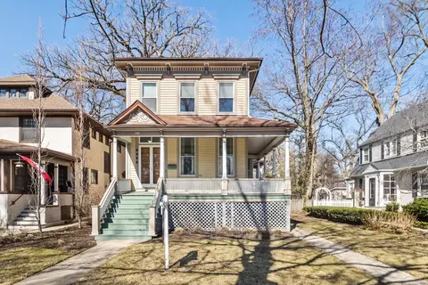 2315 Park Pl, Evanston, IL 60201
