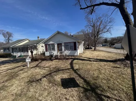 22 Berkley Ave, Joliet, IL 60433