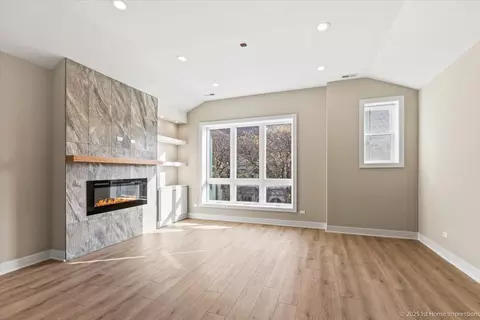 Living - 4932 S Champlain Ave, Chicago, IL 60615 photo 1 of 3