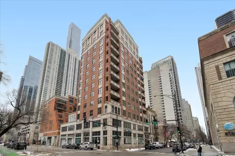 30 W Erie St #601, Chicago, IL 60654