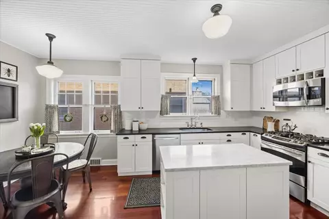 Kitchen - 1321 Monroe Ave, River Forest, IL 60305 photo 2 of 2