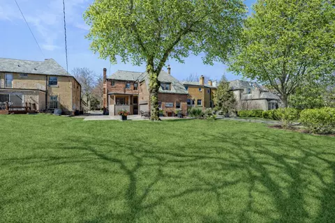 Exterior - 1321 Monroe Ave, River Forest, IL 60305 photo 4 of 5