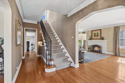 Entry Way - 1321 Monroe Ave, River Forest, IL 60305 photo 2 of 2