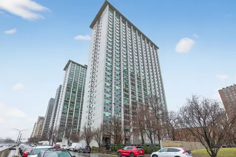 3600 N Lake Shore Dr #1120, Chicago, IL 60613