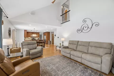 Entry Way - 13752 Capista Dr, Plainfield, IL 60544 photo 1 of 3