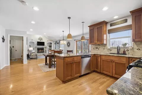Kitchen - 13752 Capista Dr, Plainfield, IL 60544 photo 1 of 2