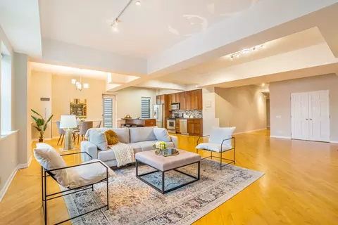 Living - 40 E 9th St #1916D, Chicago, IL 60605 photo 1 of 7