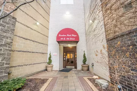40 E 9th St #1916D, Chicago, IL 60605