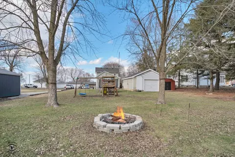 Exterior - 110 E Main St, Cabery, IL 60919 photo 5 of 7