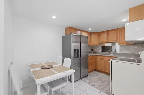 Other - 100 Deborah Ln #B26, Wheeling, IL 60090 photo 1 of 5