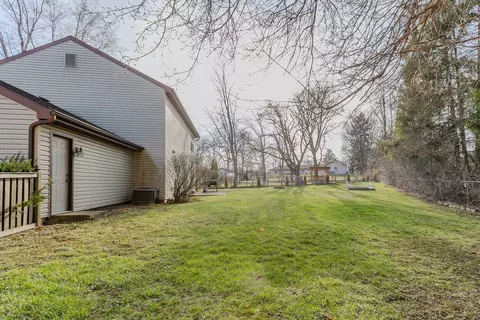 Exterior - 5081 Adele Dr, Gurnee, IL 60031 photo 4 of 4