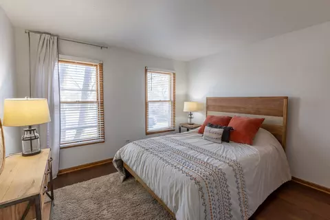 Bedroom - 5081 Adele Dr, Gurnee, IL 60031 photo 4 of 5