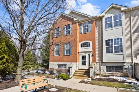 4188 Milford Ln, Aurora, IL 60504