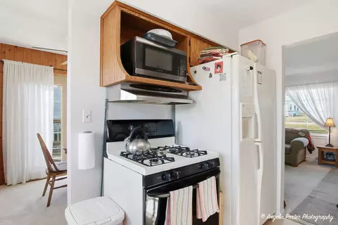 Kitchen - 1210 S Broadway St, Mchenry, IL 60050 photo 2 of 3