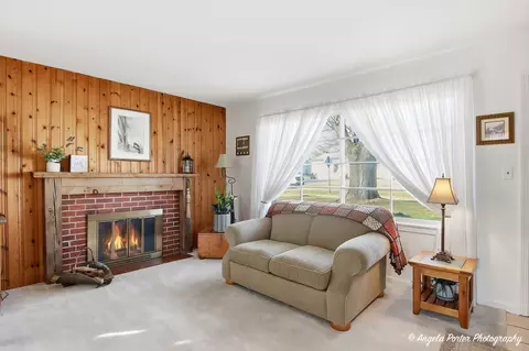 Living - 1210 S Broadway St, Mchenry, IL 60050 photo 1 of 1