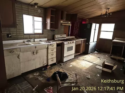 Kitchen - 1803 Jackson St, Keithsburg, IL 61442 photo 1 of 1