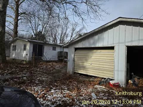 Exterior - 1803 Jackson St, Keithsburg, IL 61442 photo 9 of 12
