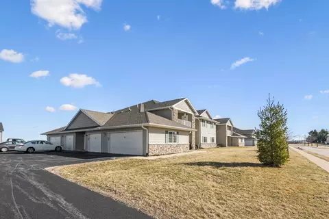 Other - 420 E Franklin St #101, Eldridge, IA 52748 photo 3 of 3