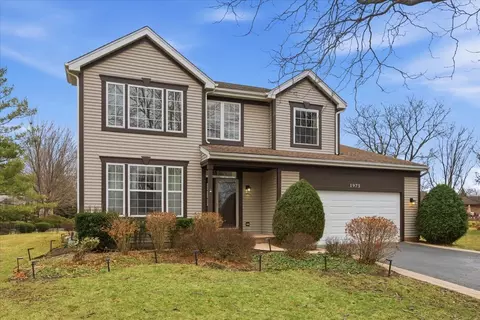 1975 Merlot Ct, Wheeling, IL 60090