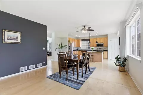 Dining - 1975 Merlot Ct, Wheeling, IL 60090 photo 1 of 1