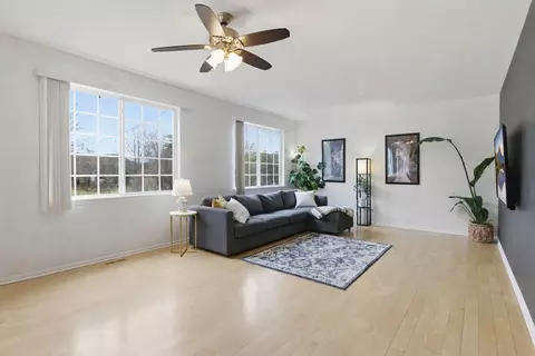 Living - 1975 Merlot Ct, Wheeling, IL 60090 photo 3 of 3