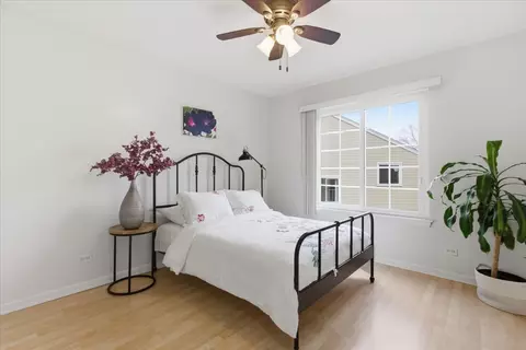 Bedroom - 1975 Merlot Ct, Wheeling, IL 60090 photo 3 of 3